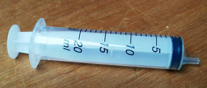 20 ml epoxy syringe for injecting epoxy
